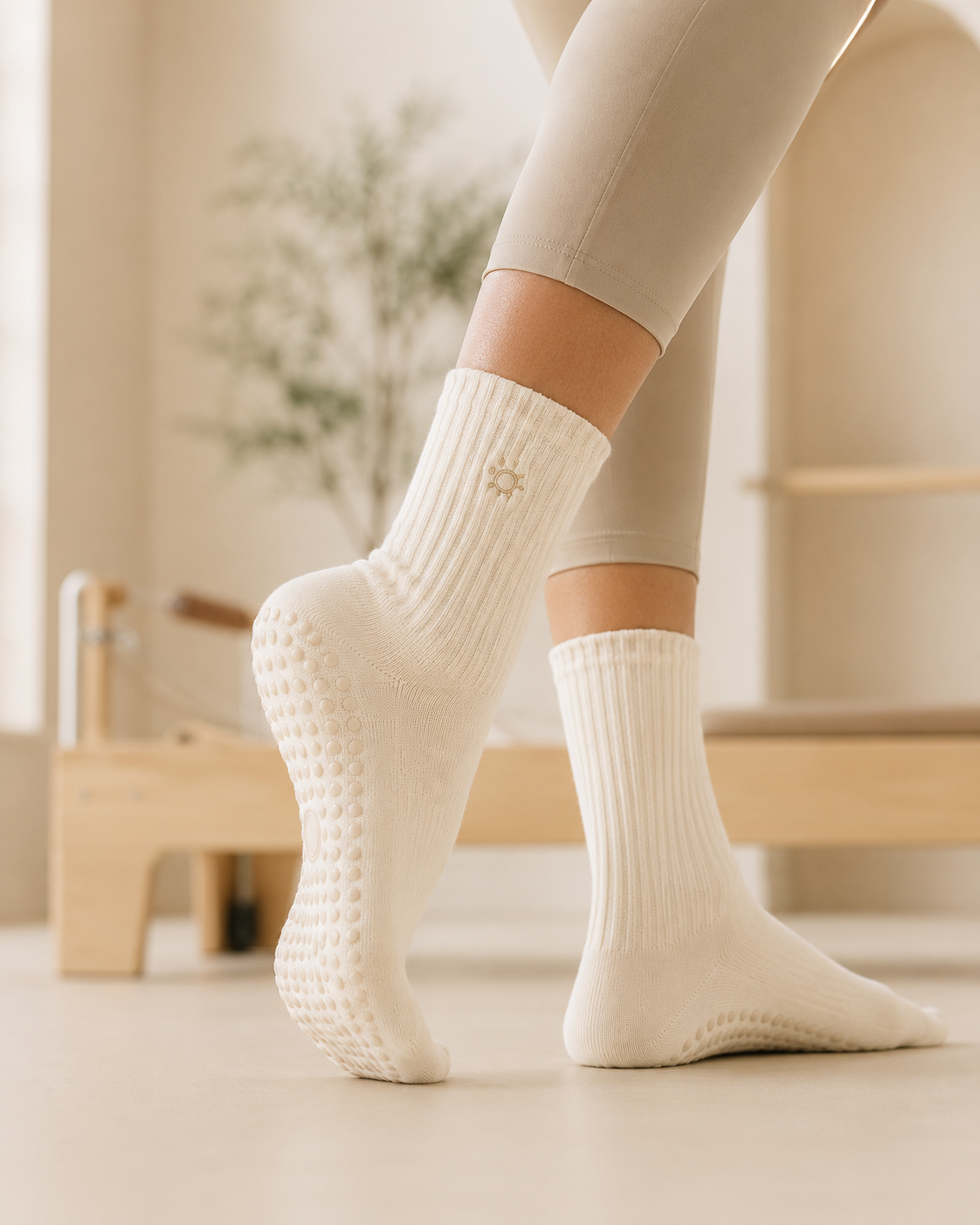 SOLA Pilates Grip Socks